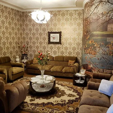 Tanias House Apartman Sziátiszta