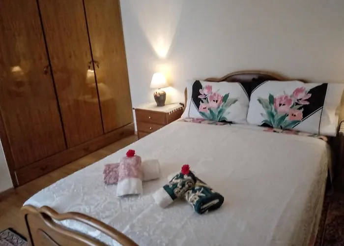 Tanias House Siatista